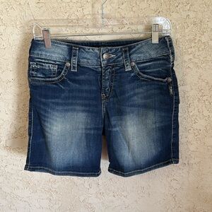 Silver Jeans Suki Mid Shorts